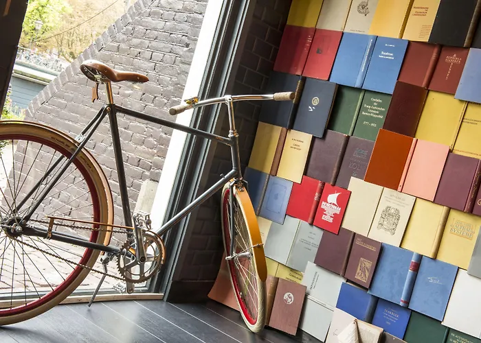 Max Brown Canal District, Part Of Sircle Collection Amsterdam