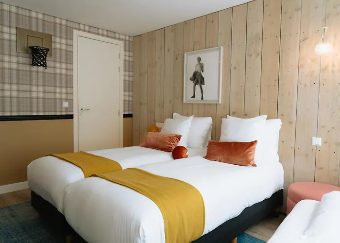 Hotel Max Brown Canal District, Part Of Sircle Collection 3*